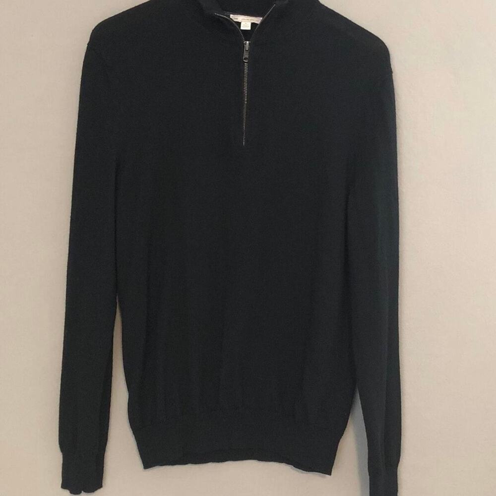 Gap black merino wool quarter